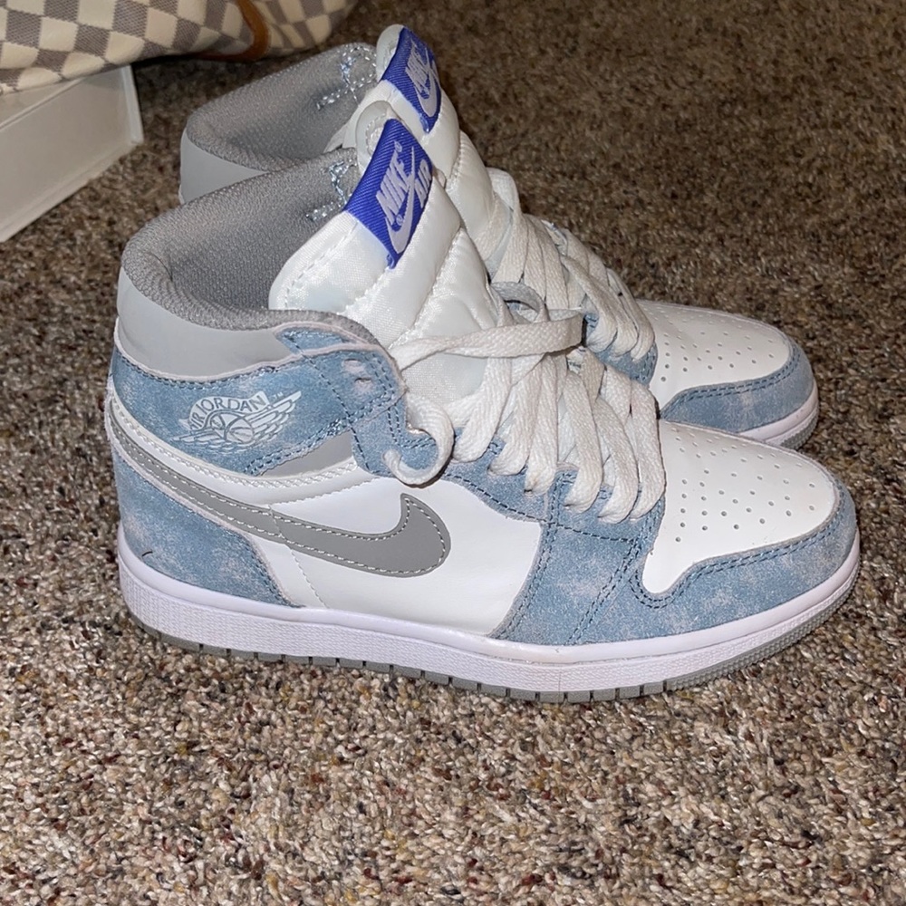 Nike Air